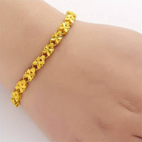 Gold Plated Four-Leaf Clover Bracelet, Vintage and Luxurious Style for Women 123