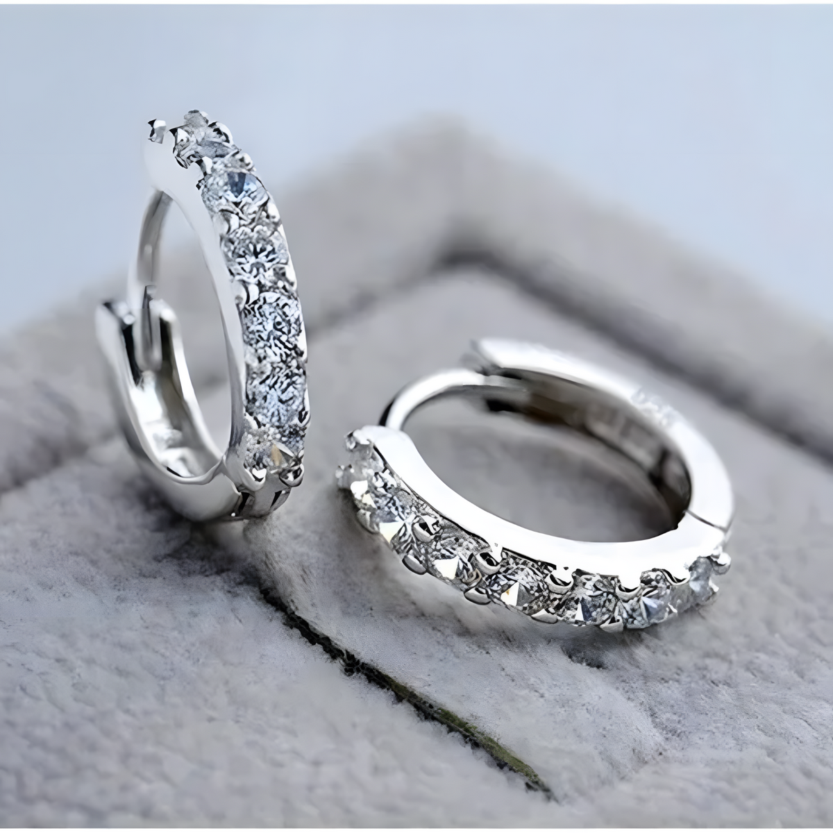 Women's 925 Sterling Silver Small Hoop Earrings AAAA Cubic Zirconia, Dainty 471