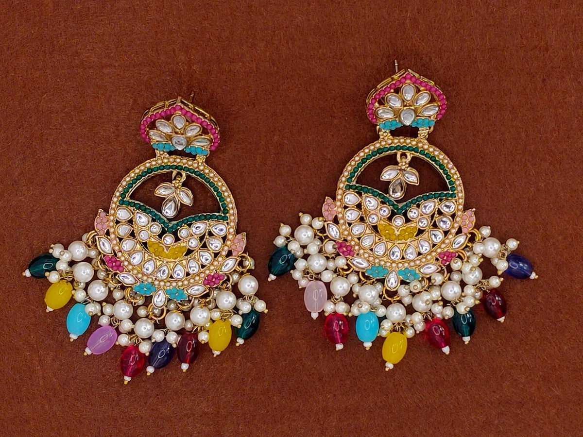 Elegant Bollywood Inspired Gold Kundan Earrings - Traditional Indian Jewelry 176
