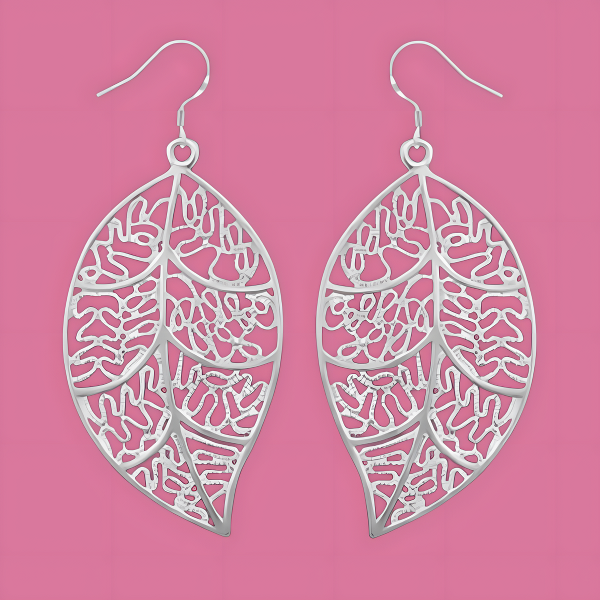 Women’s Leaf Earrings & Pendant Necklace Set – Elegant Filigree Leaf Design B22