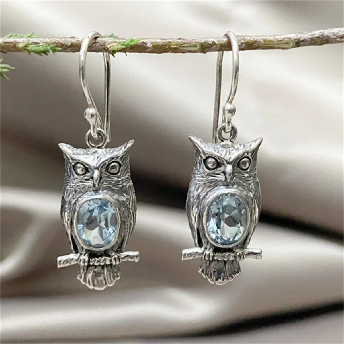 Vintage Owl Dangle Earrings for Women –Zinc Alloy Silver Colour Carved Design B8