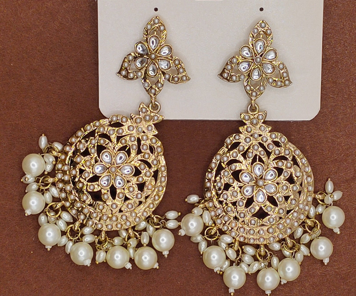 Elegant Bollywood Inspired Gold Kundan Earrings - Traditional Indian Jewelry 242