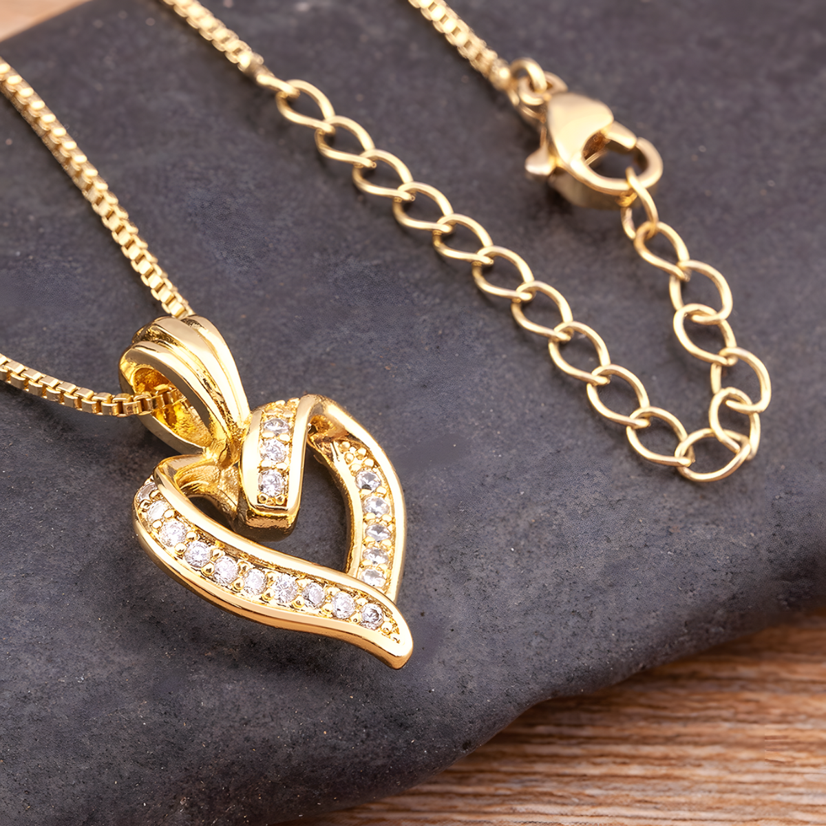 Heart Pendant Necklace for Women Copper Alloy GoldPlated Twisted Open Heart 1149