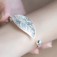 Adjustable Peacock Feather Cuff Bracelet Silver Tone Rhodium-Plated 13g 1842