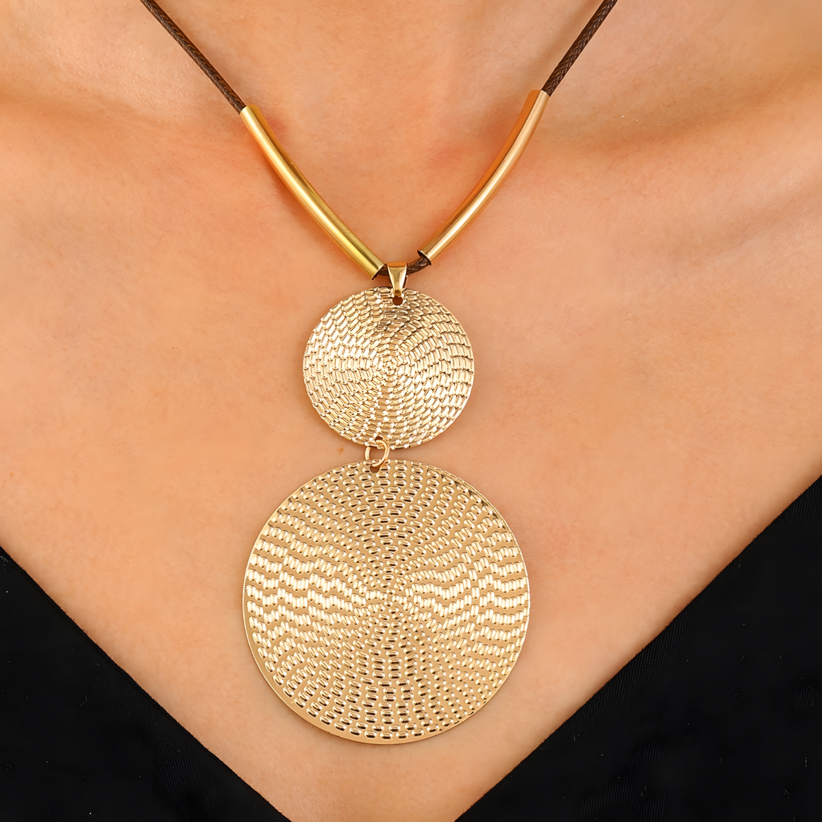 Contemporary Layered Geometric Circular Choker Necklace Drop Earring Set B109
