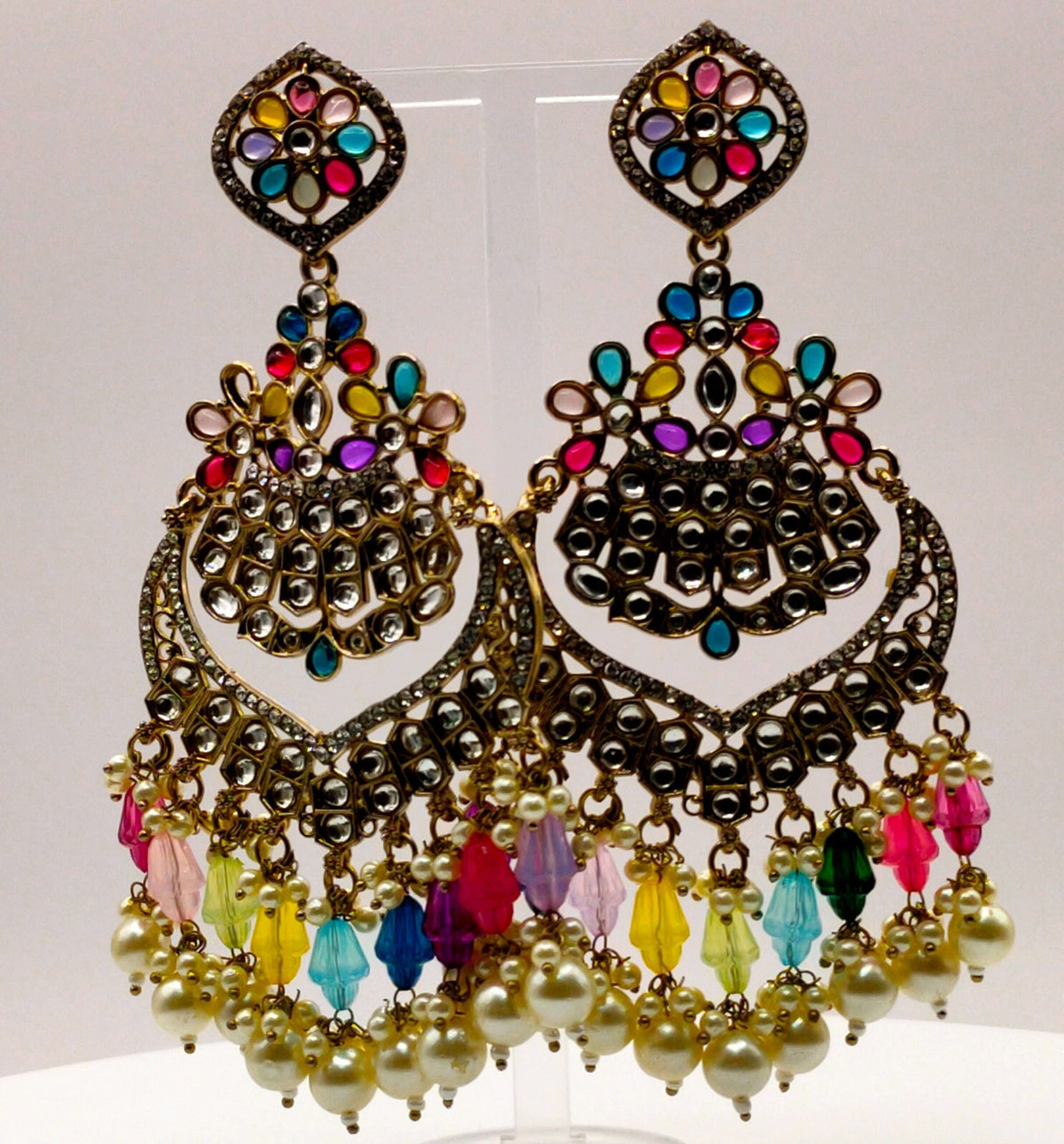 Elegant Bollywood Inspired Gold Kundan Earrings - Traditional Indian Jewelry 173