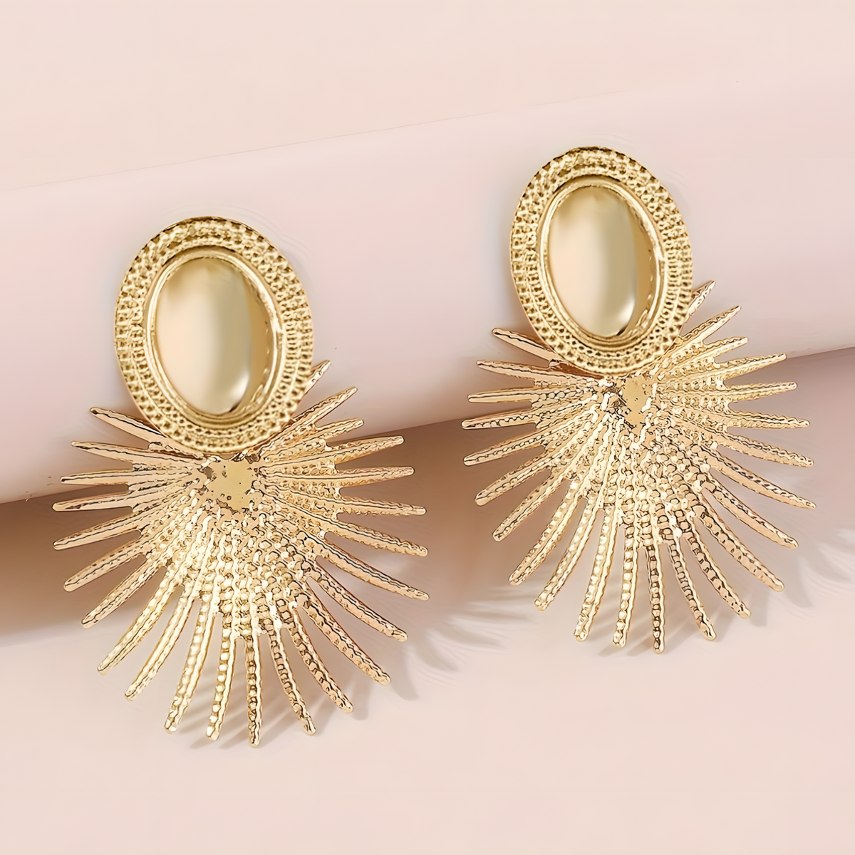 Vintage Gold Sunburst Clip-On Earrings Women – 8cm Irregular Oval Iron Alloy 780