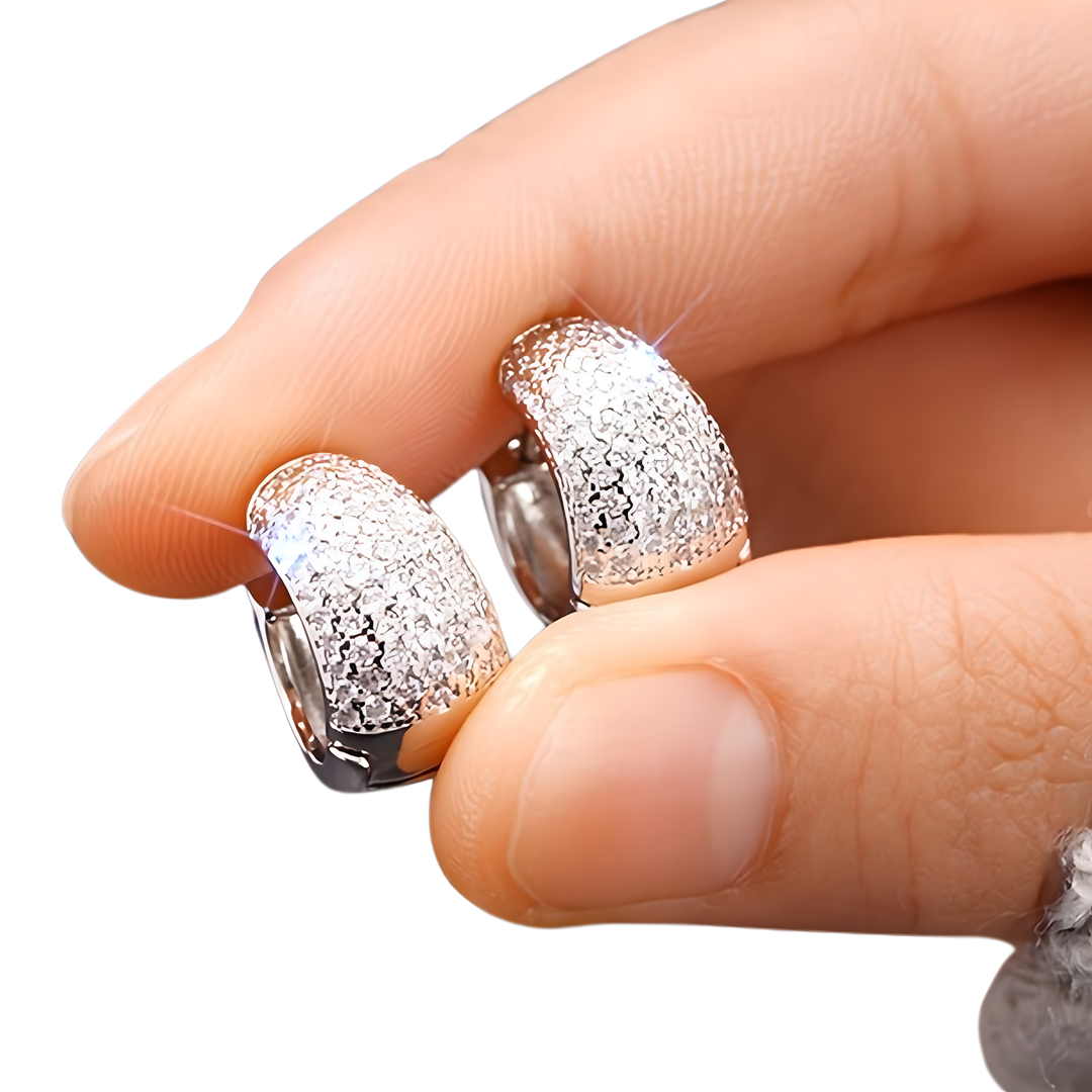 Unified Jewellery Exquisite Zircon Pavé Small Hoop-Shaped Huggie Earrings 649