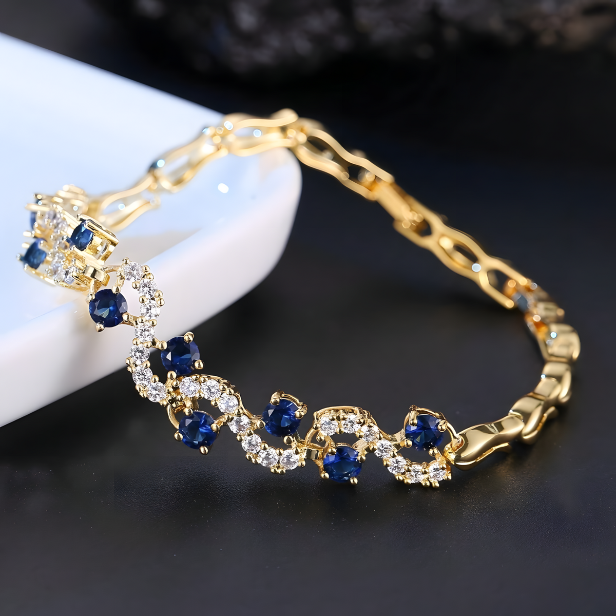Blue Cubic Zirconia Gold Tone Bracelet 18cm 0.8cm Elegant Statement 1739