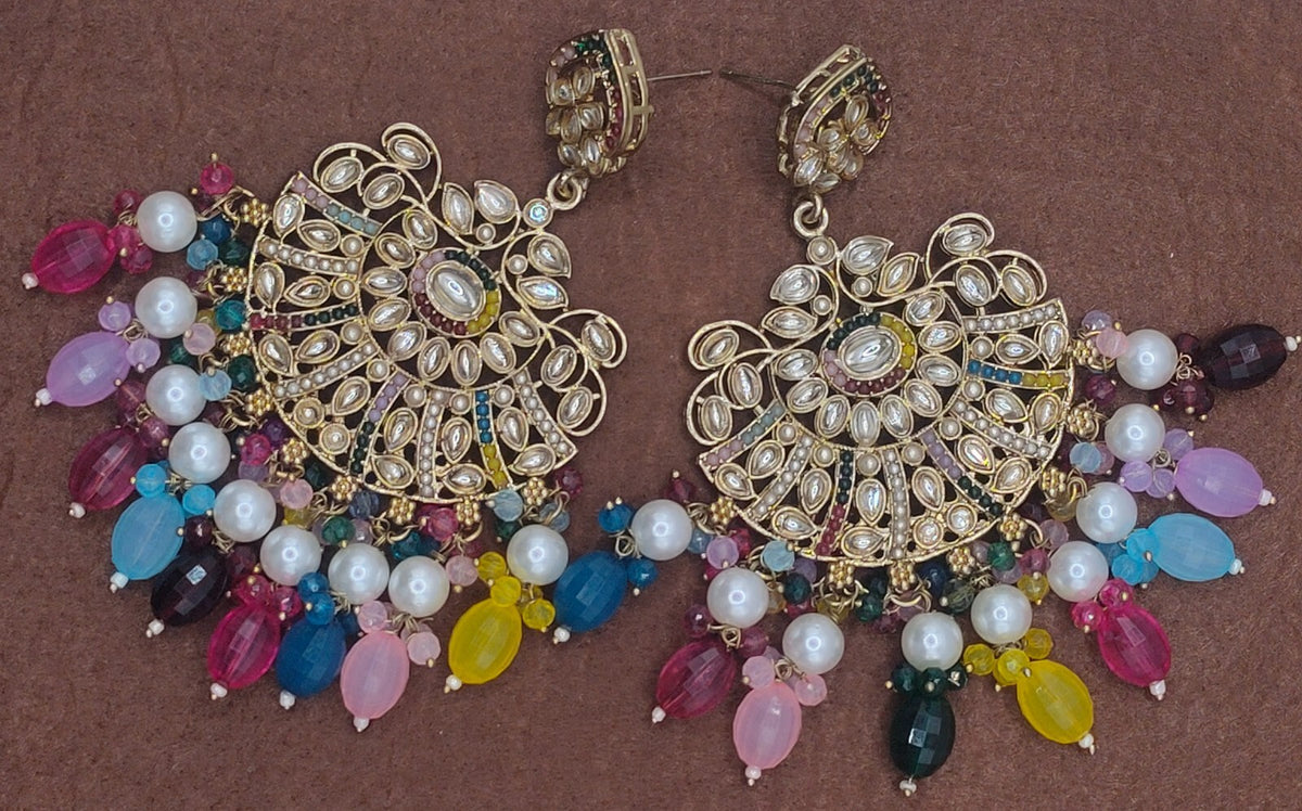 Elegant Bollywood Inspired Gold Kundan Earrings - Traditional Indian Jewelry 182