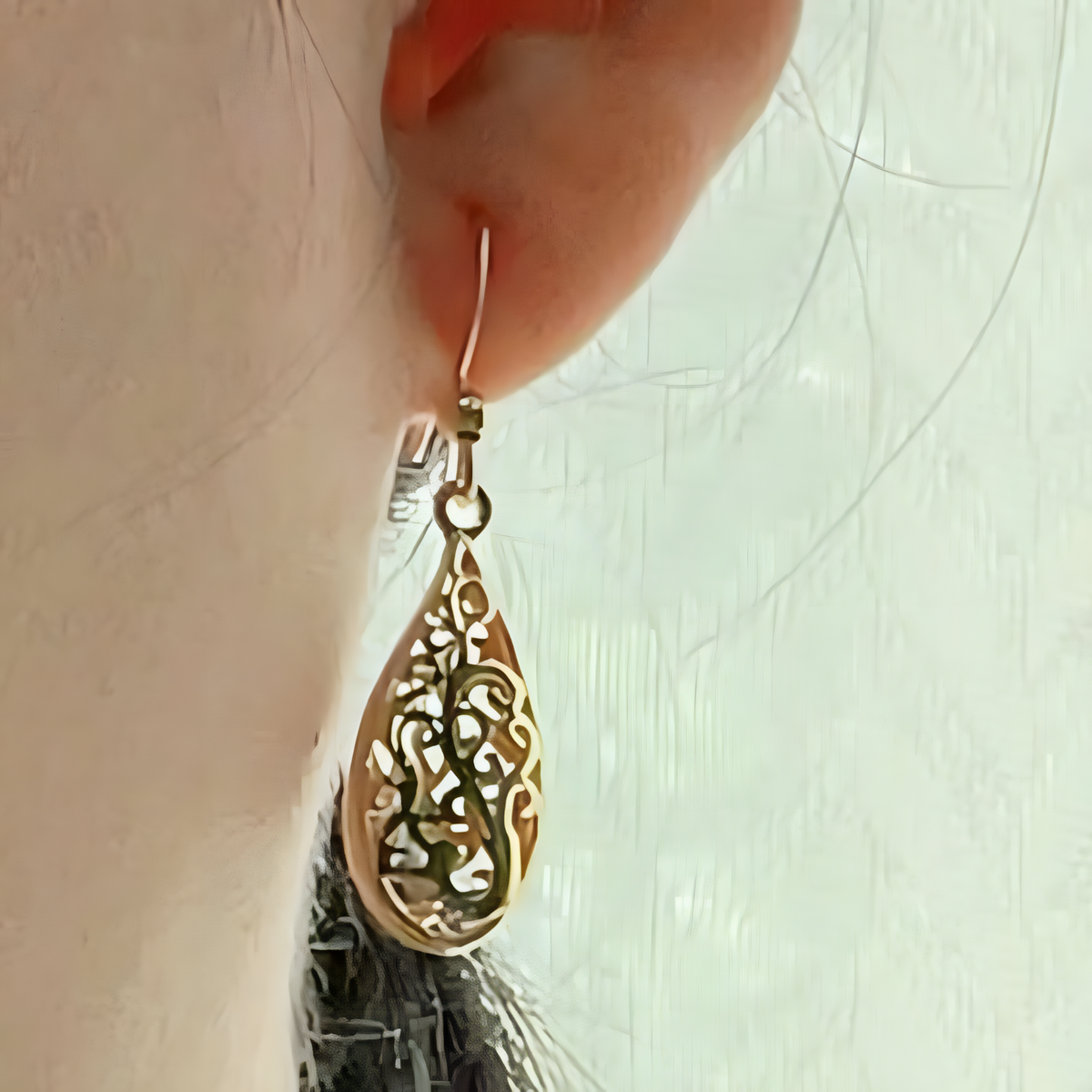 Gold Plated Brass Filigree Teardrop Dangle Earing Elegant Lightweight Design B19