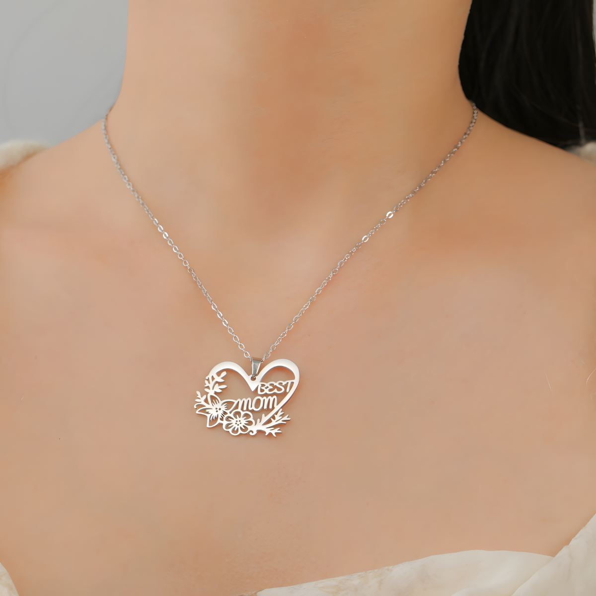 Best Mom Heart Necklace for Women – Stainless Steel Cutout Floral Pendant 1170
