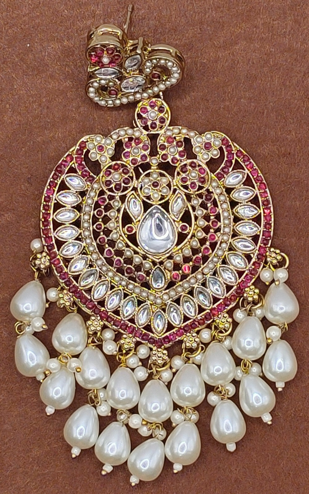 Elegant Bollywood Inspired Gold Kundan Earrings - Traditional Indian Jewelry 220