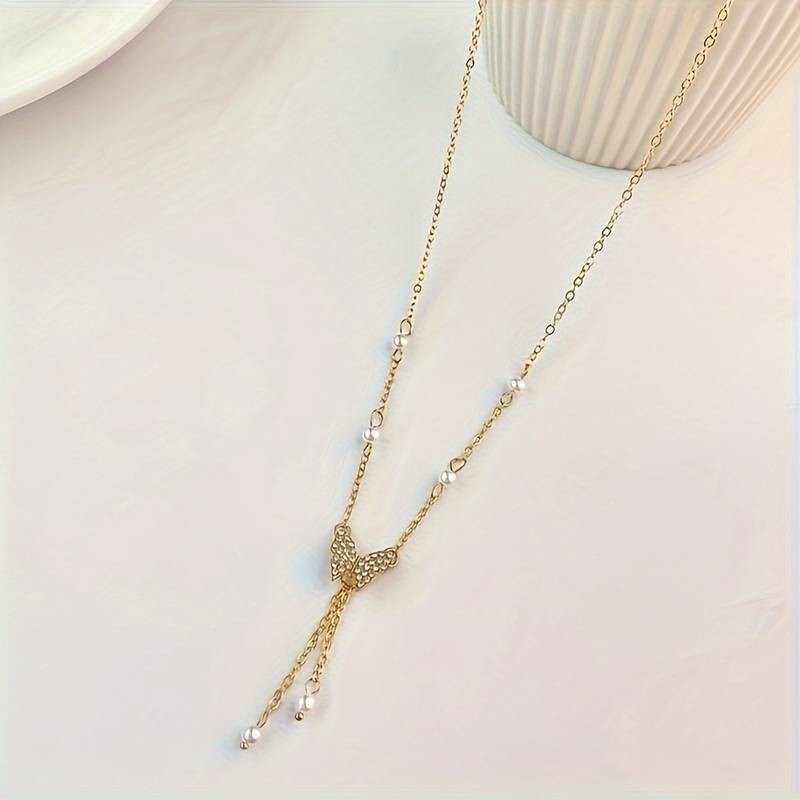 Women's Faux Pearl Butterfly Necklace - Creative and Elegant Jewelry 65 UK