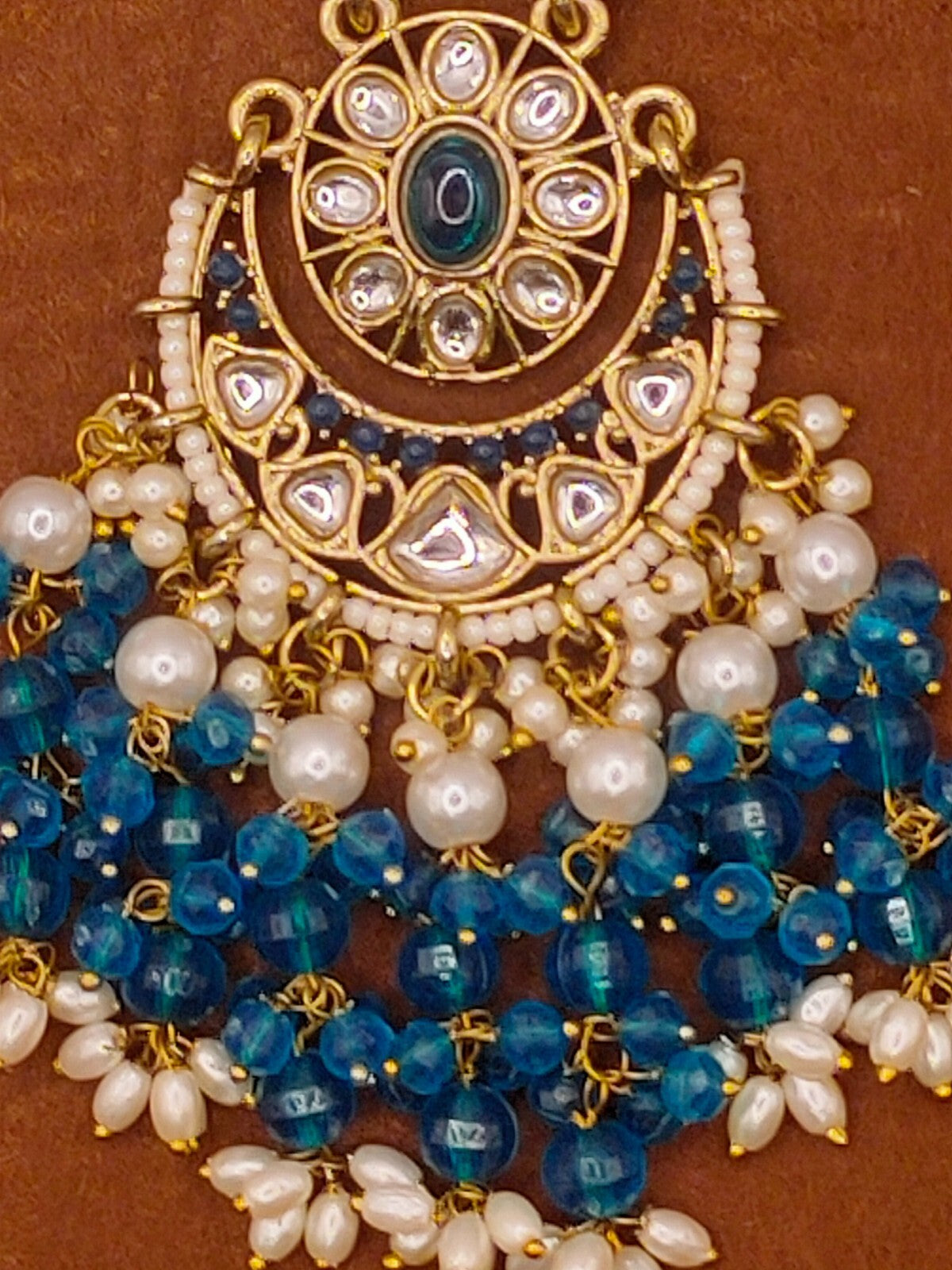 Elegant Bollywood Inspired Gold Kundan Earrings - Traditional Indian Jewelry 207