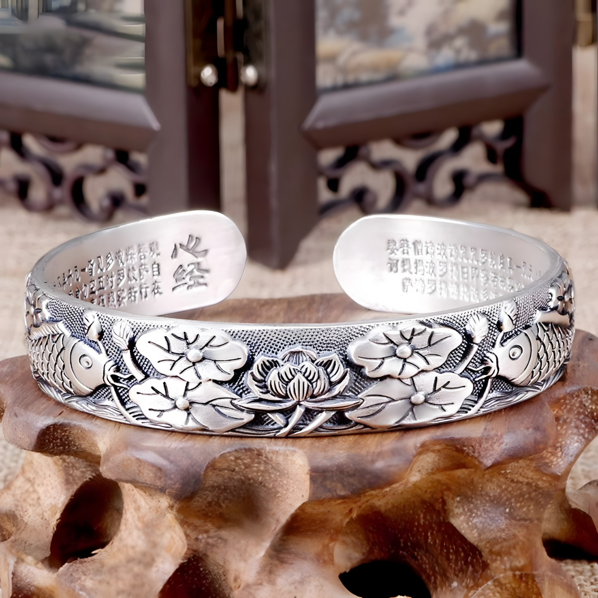 Vintage Lotus & Koi Fish Bracelet – Silver-Plated Zinc Alloy Cuff Bangle 1226