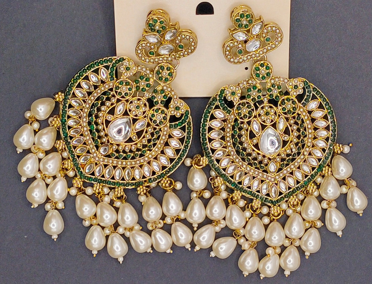 Elegant Bollywood Inspired Gold Kundan Earrings - Traditional Indian Jewelry 222