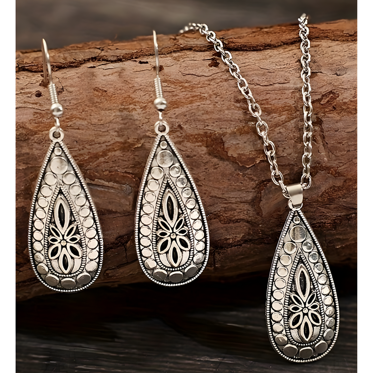 Vintage Water Drop Floral Carved Necklace and Drop Earrings Set, Teardrop 1723