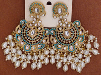 Elegant Bollywood Inspired Gold Kundan Earrings - Traditional Indian Jewelry 221