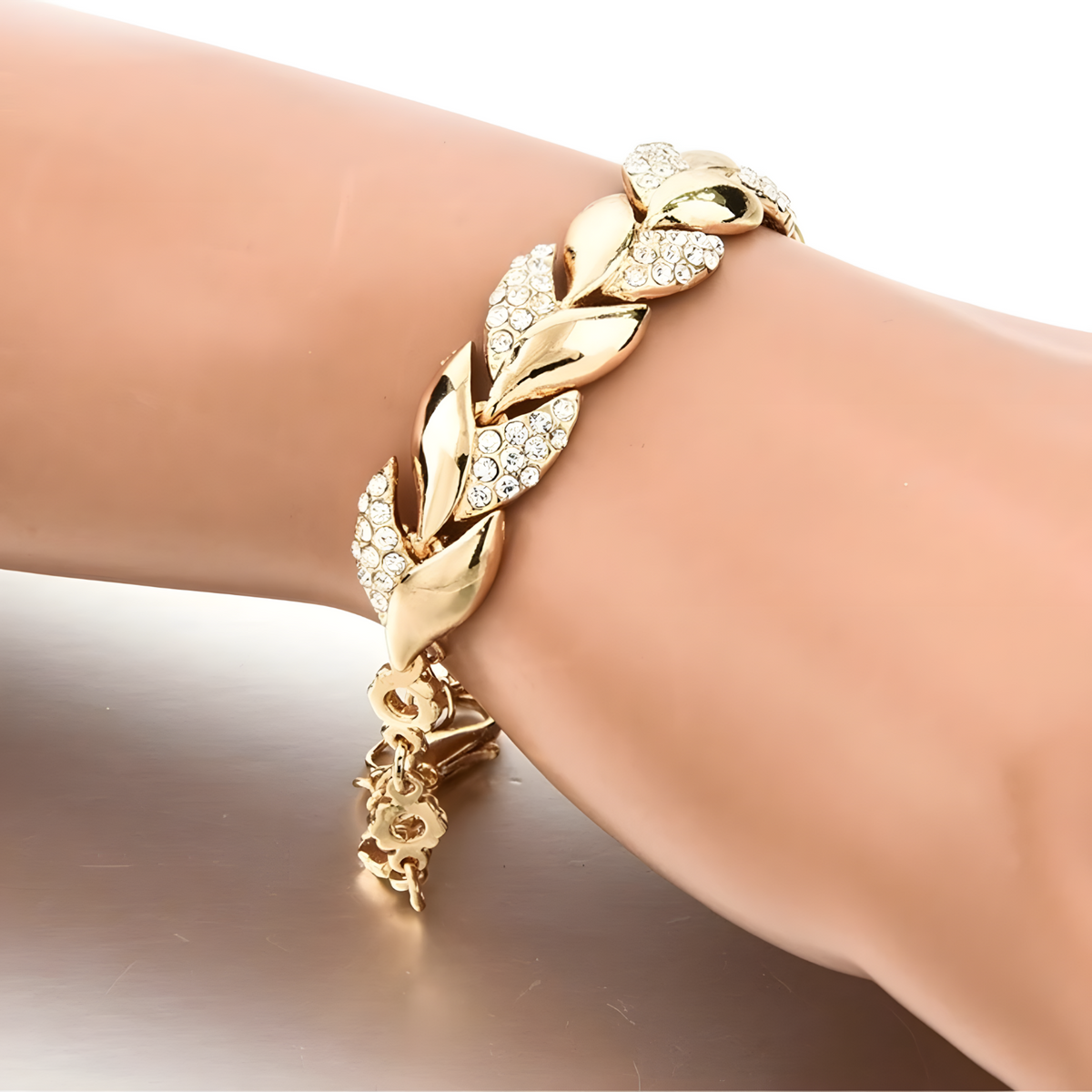 Gold Leaf Crystal Bracelet Women – Elegant Leaf Chain Design with Sparkling 854