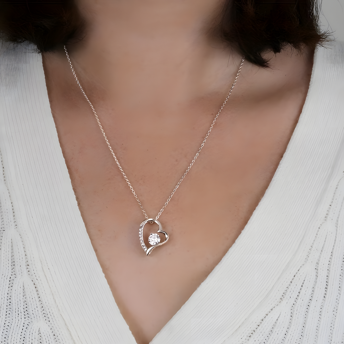 Mom Heart Necklace White Golden Plated Cubic Zirconia B188 Wcard (NO BOX)