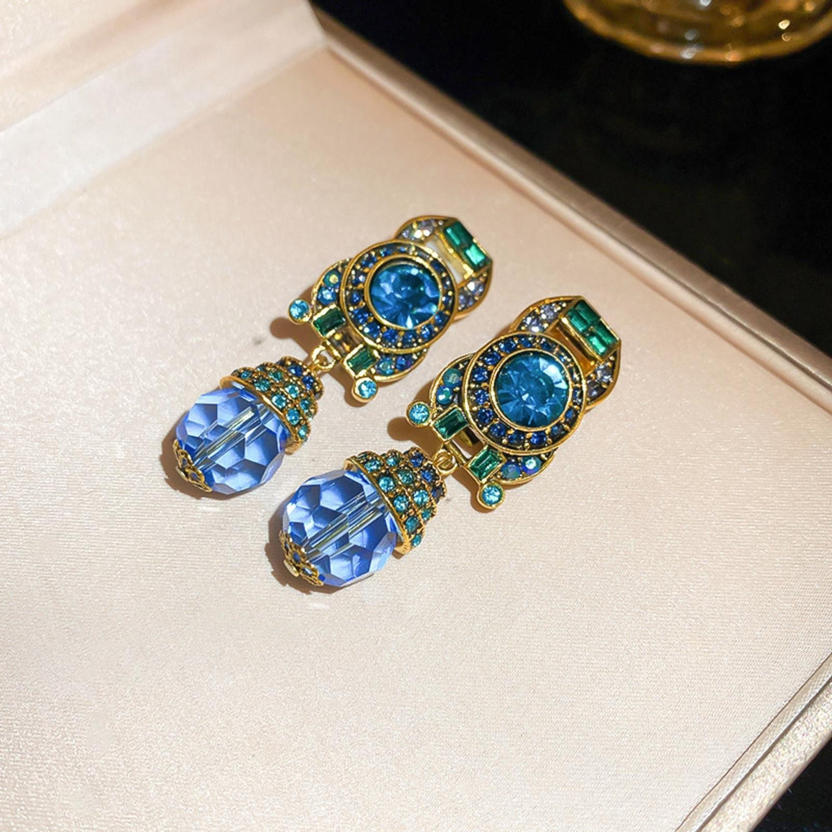 Vintage Blue Water Drop Crystal Clip Earrings Women Round Rhinestones Earing 733