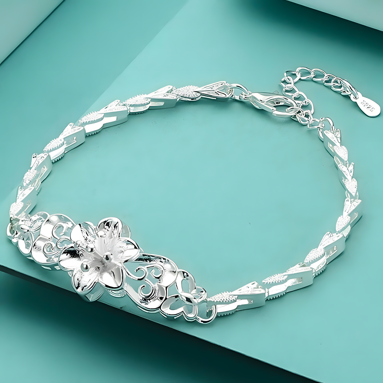 Silver Flower Bracelet Silver Plated Charm Floral Link Jewelry Gift   1821