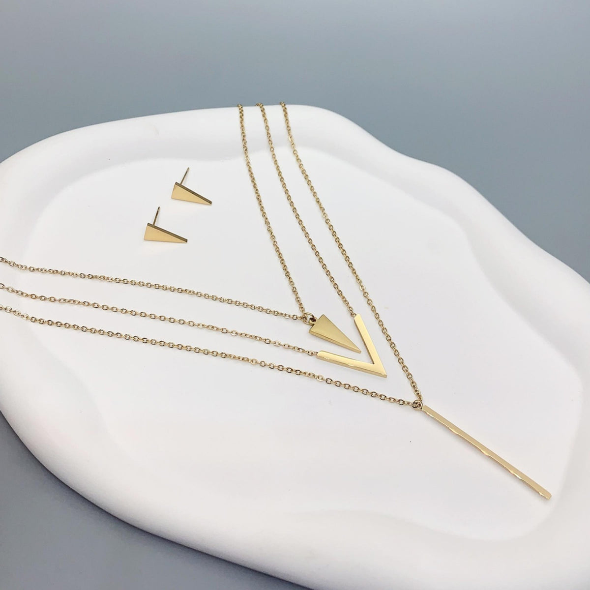 Multi-Layer V Shape Pendant with Matching Triangle Studs, Fashion Jewellery 732