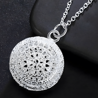 Unified Jewellery Premium Round Filigree Medallion Pendant Necklace Women 1831