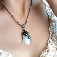 Vintage Teardrop Pendant Necklace & Drop Earrings Set eardrop Cat’s Eye 1470