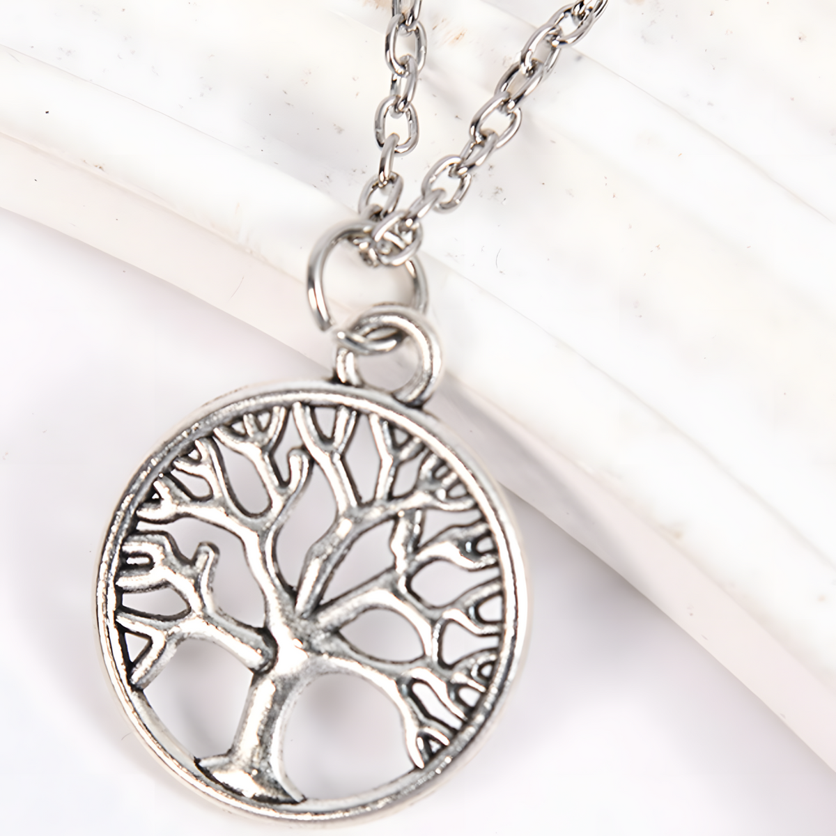 Antique Silver Plated Life Tree Pendant Necklace, Unisex Retro Charm Amulet B134