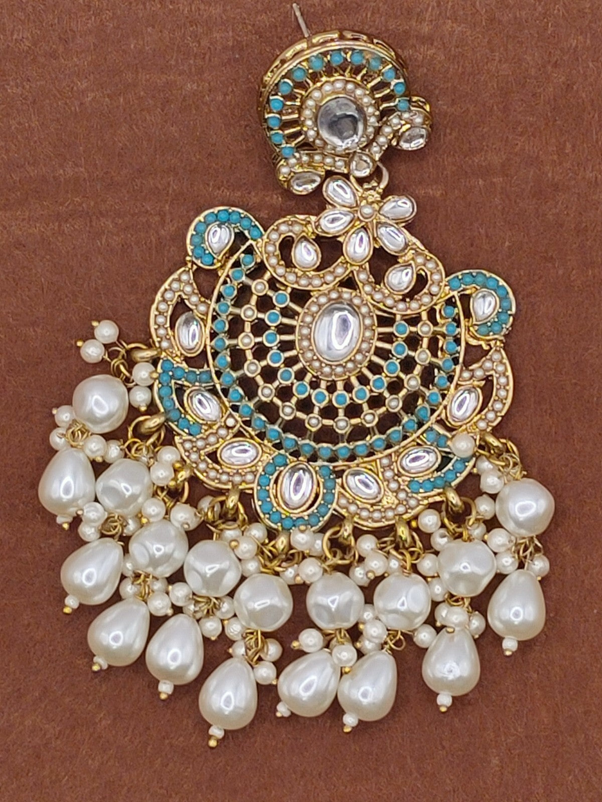 Elegant Bollywood Inspired Gold Kundan Earrings - Traditional Indian Jewelry 221