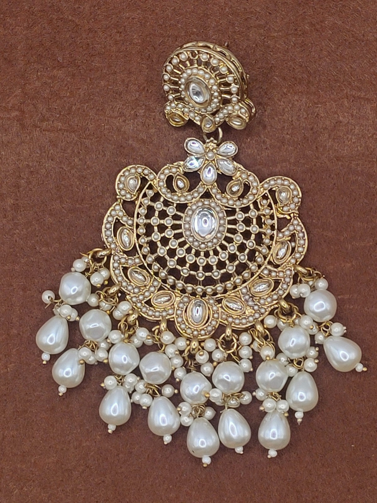 Elegant Bollywood Inspired Gold Kundan Earrings - Traditional Indian Jewelry 186