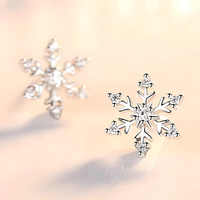 Women's Snow Flake Stud Earrings 925 Sterling Silver Plated Cubic Zirconia 465
