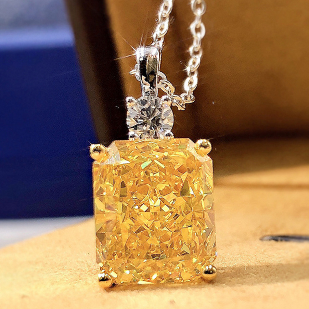 Sparkling Yellow Crystal Pendant Necklace For Women Square Geometric Charm 1745