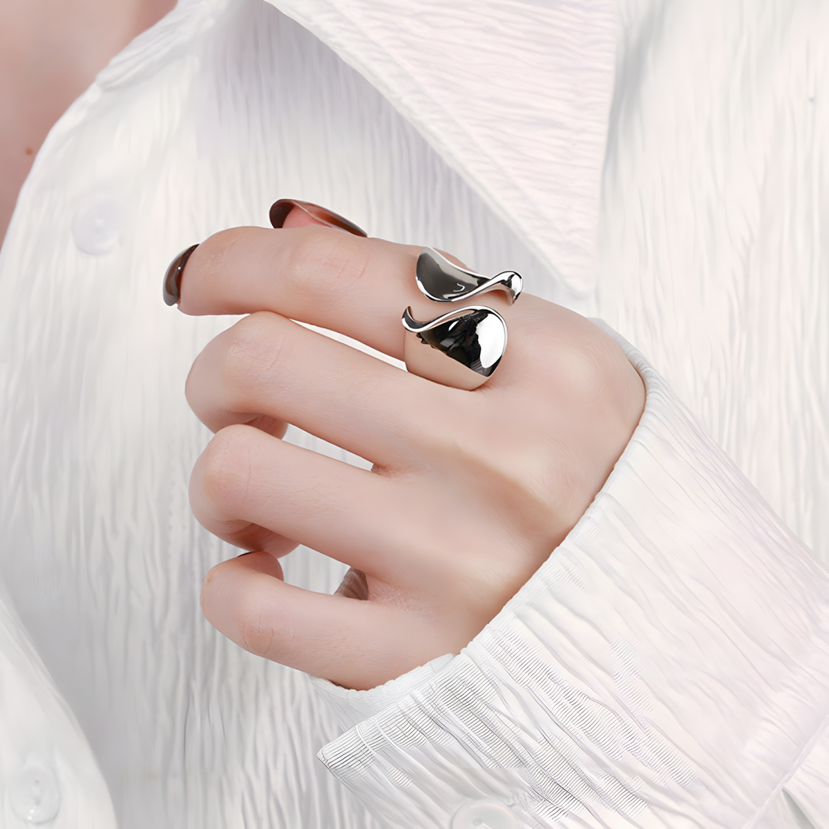 Open Heart Sculptural Ring For Women Silver-Plated Alloy Resizable Chunky 1474