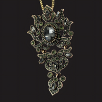 Gothic Floral Pendant Necklace Gold-Plated Zinc Alloy 46CM Chain Statement 1480