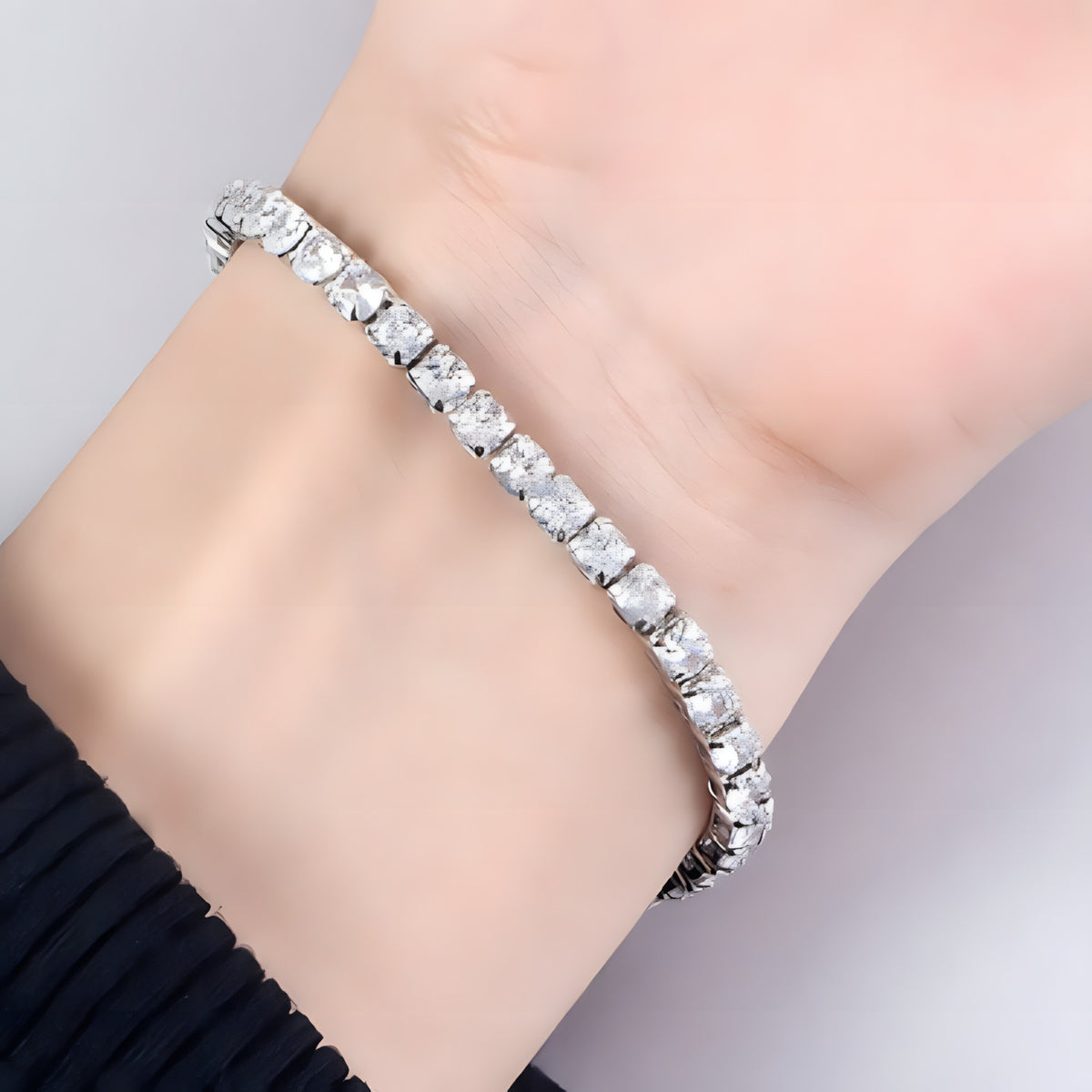 Silver Colour Tennis Bracelet For Women, Round Clear Stone Bracelet B335