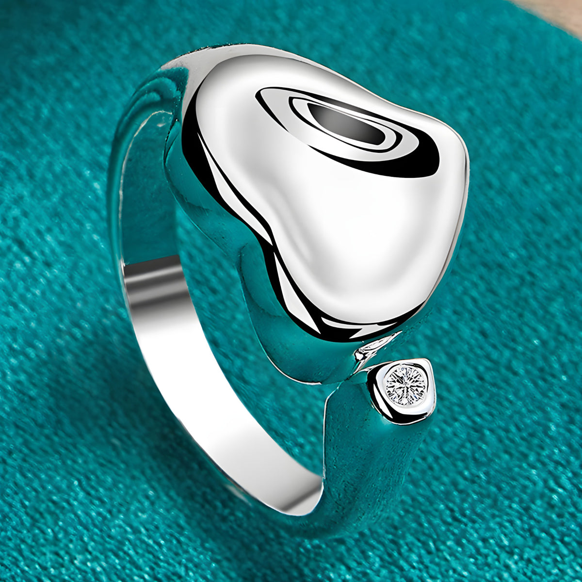 Heart Ring for Women, Luxury-Style Polished Silver-Tone Open Band Clear 1866