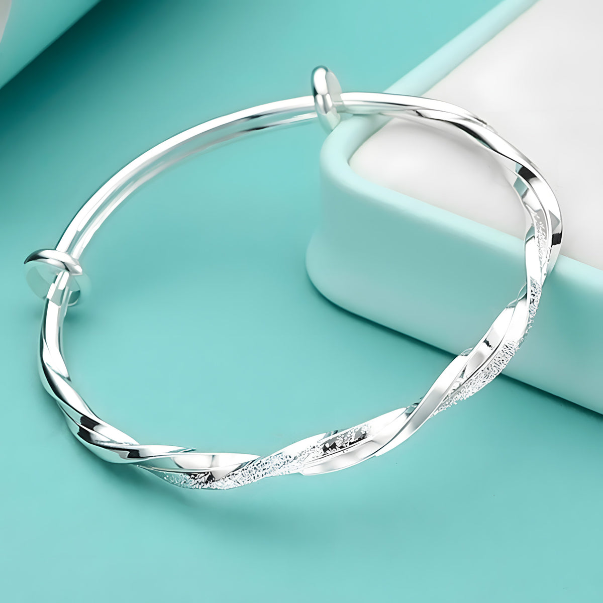 Unified Jewellery Premium Twisted Crossover Adjustable Bangle Bracelet 1853