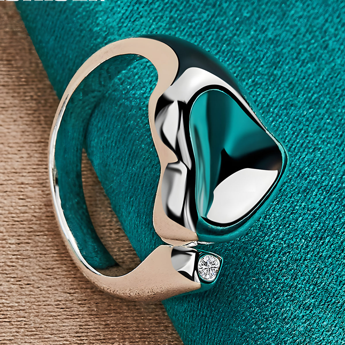 Heart Ring for Women, Luxury-Style Polished Silver-Tone Open Band Clear 1866