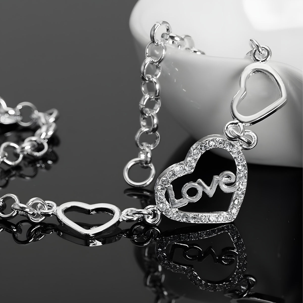 Unified Jewellery 925 Luxury Love Heart Chain Bracelet Clear Stones 20cm 1862