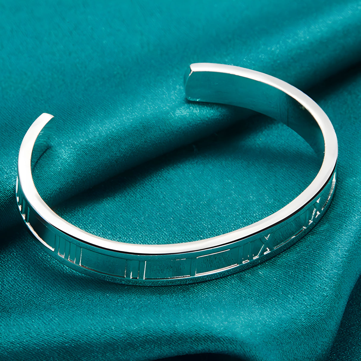Unified Jewellery 7mm Roman Numeral Adjustable Open Cuff Bracelet Women 17g 1868