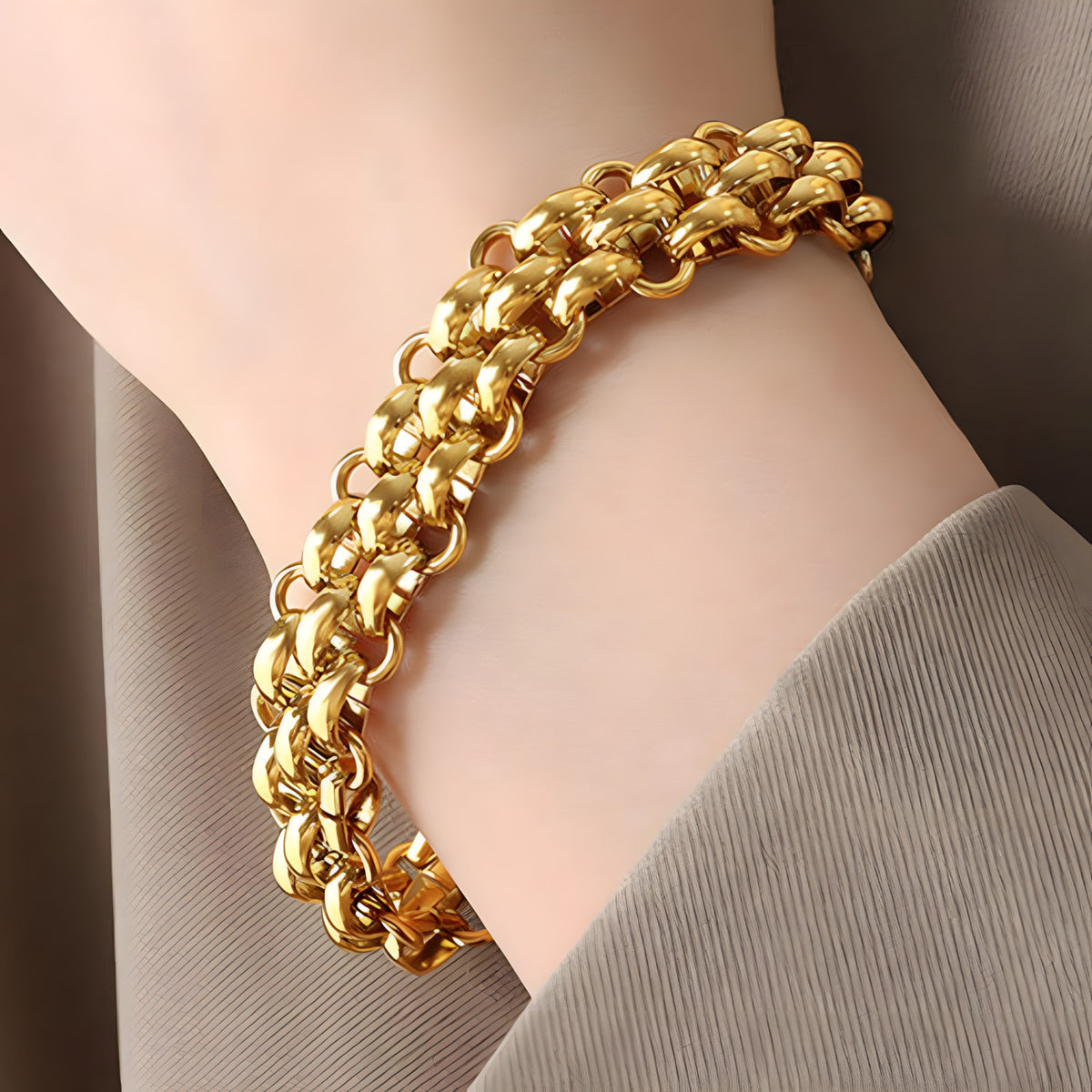 Gold Colour Chunky Chain Bracelet For Women, Luxury Woven Link Bracelet B332