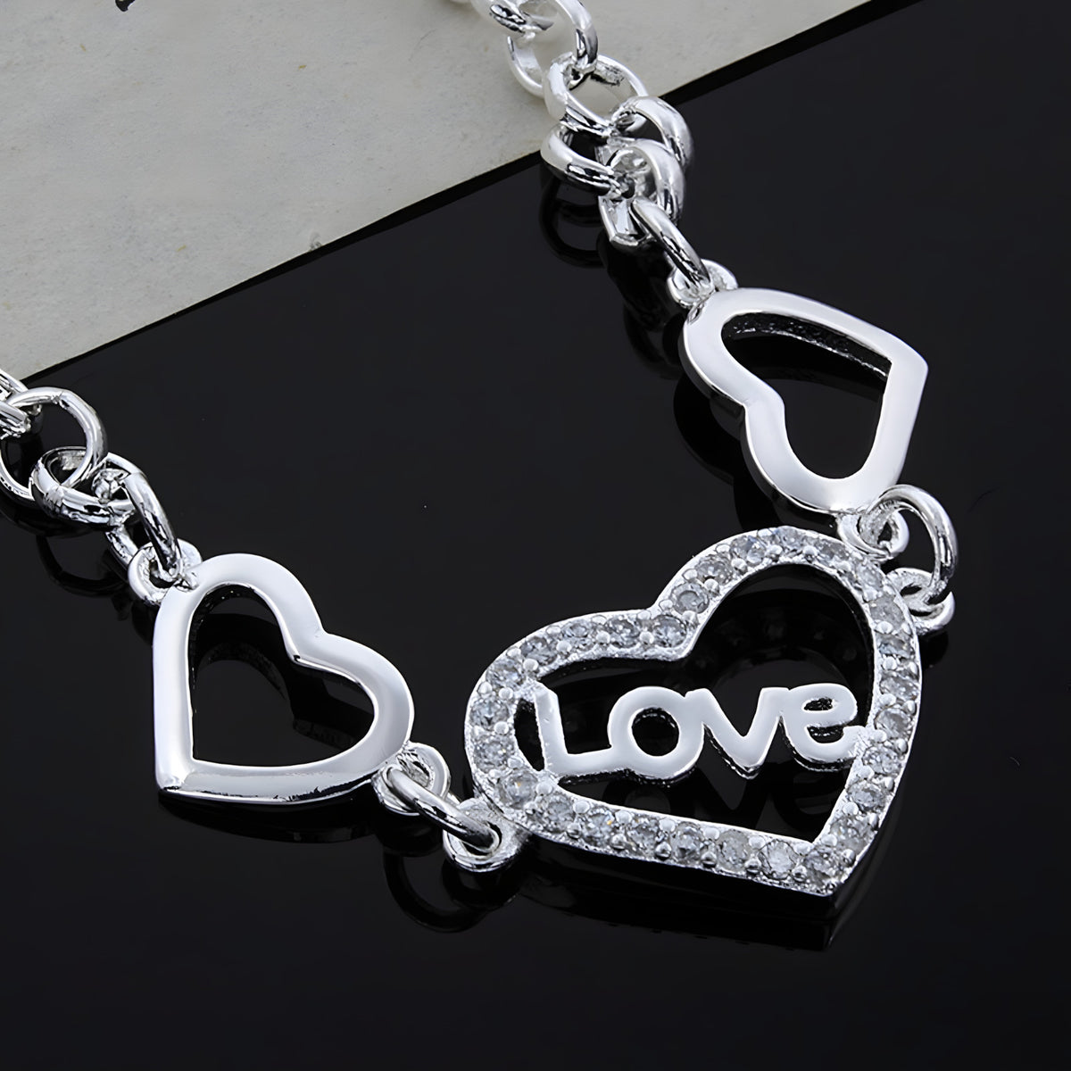 Unified Jewellery 925 Luxury Love Heart Chain Bracelet Clear Stones 20cm 1862