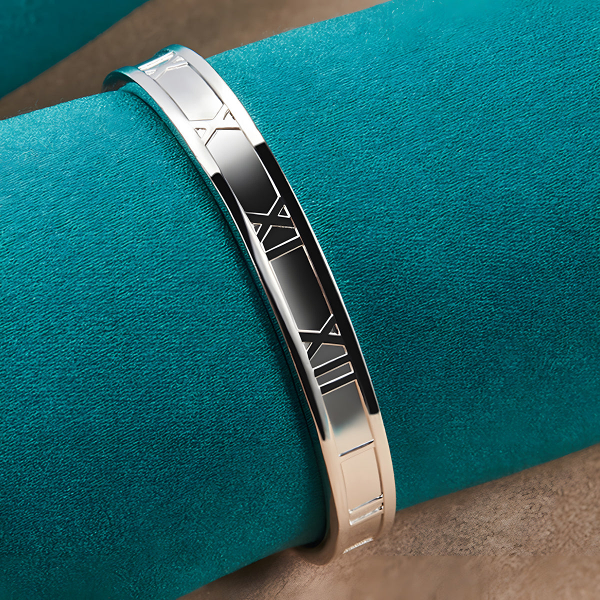 Unified Jewellery 7mm Roman Numeral Adjustable Open Cuff Bracelet Women 17g 1868
