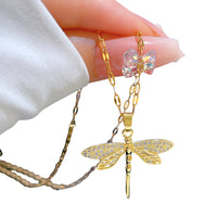 Gold Dragonfly Necklace for Women – Sparkling Crystal Insect Pendant on Zinc 755