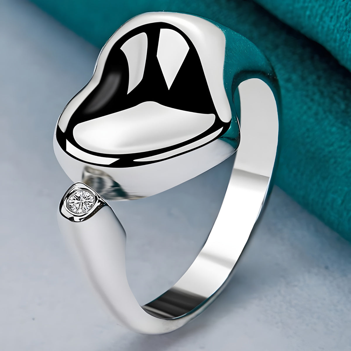 Heart Ring for Women, Luxury-Style Polished Silver-Tone Open Band Clear 1866