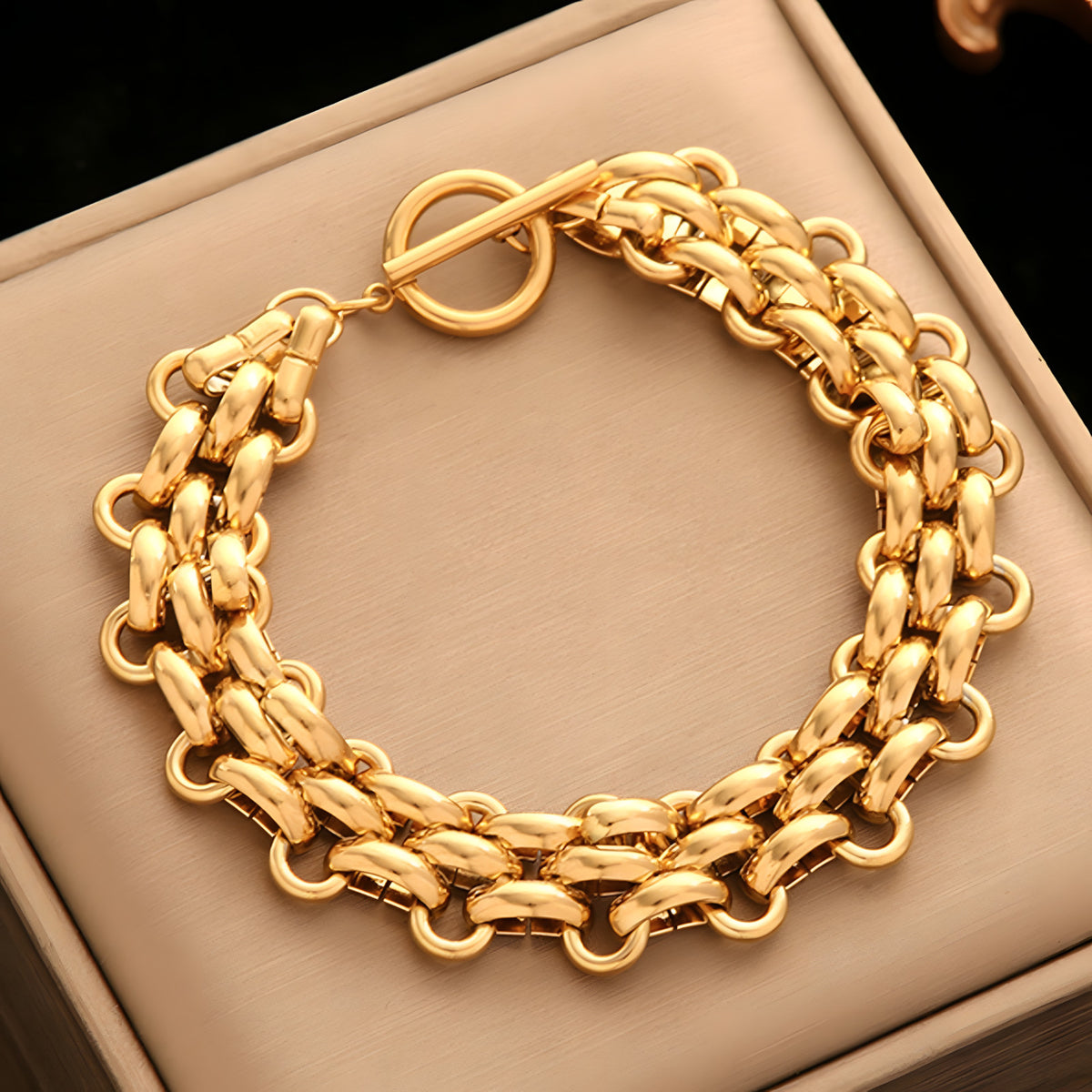 Gold Colour Chunky Chain Bracelet For Women, Luxury Woven Link Bracelet B332