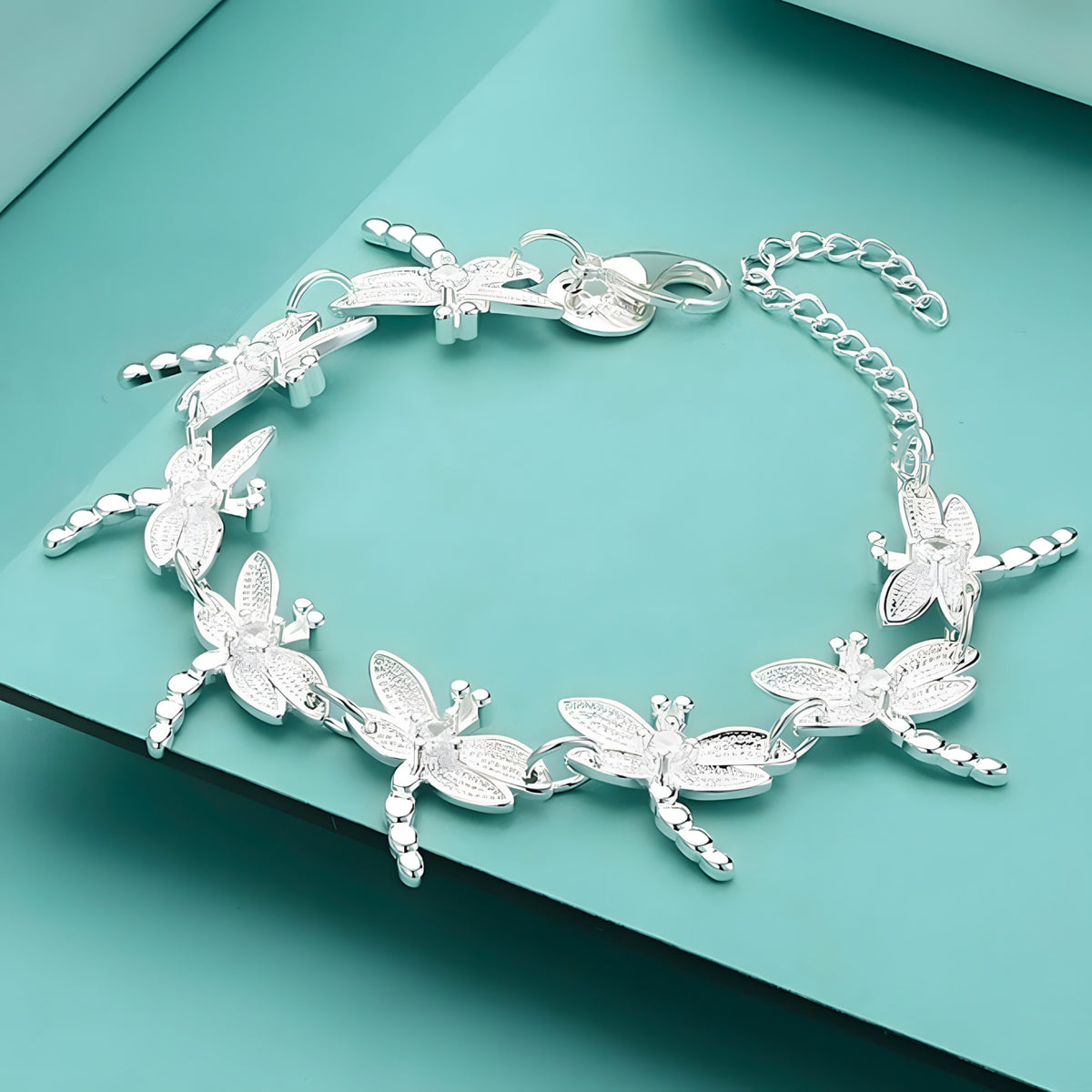 Luxury Style Dragonfly Link Bracelet for Women, 20 cm Adjustable Chain 1873